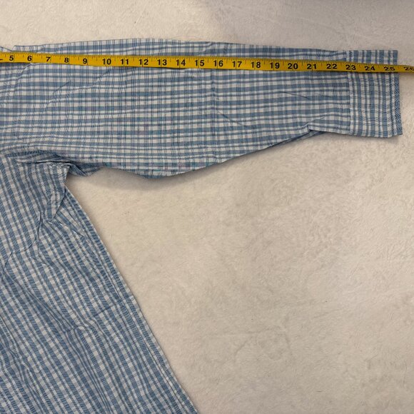 Untuckit Men's Button Down Shirt - Picture 6 of 7